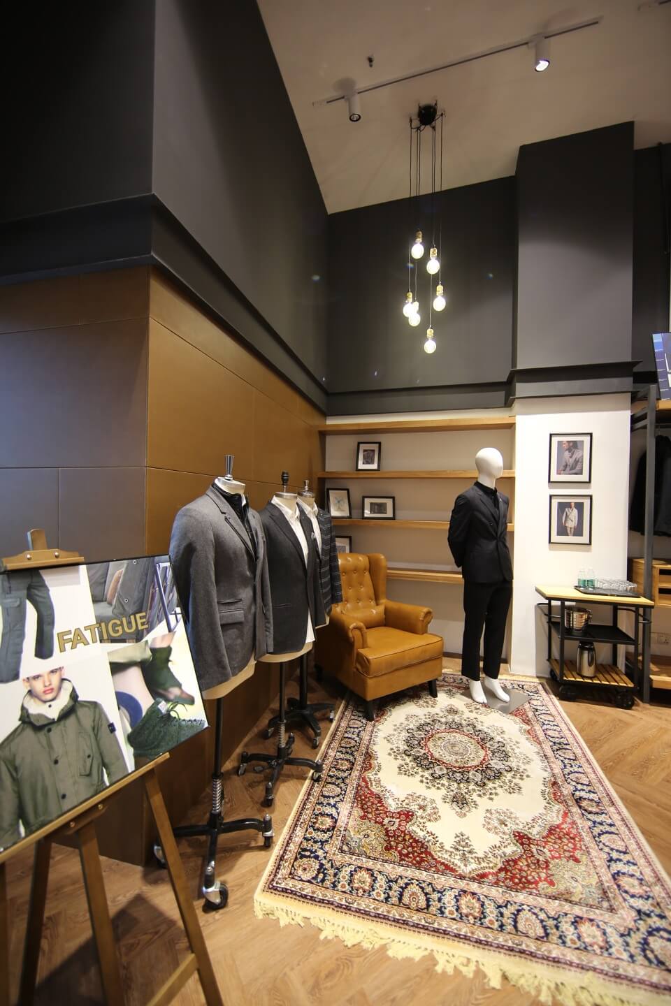 Leverstyle Office Philip Liao and Partners Ltd.